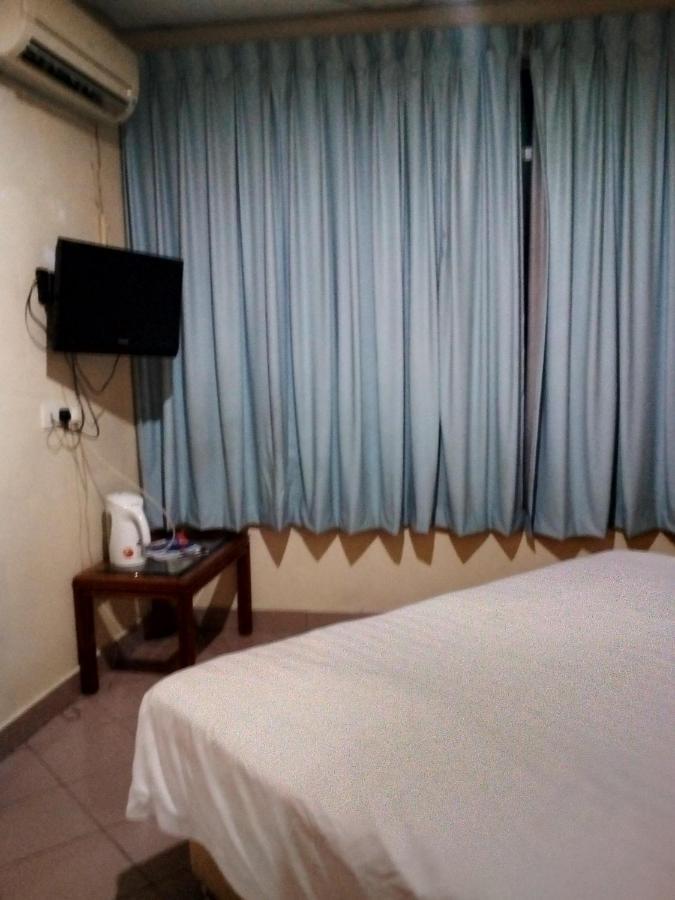 Century Hotel Inanam Кота-Кинабалу Экстерьер фото