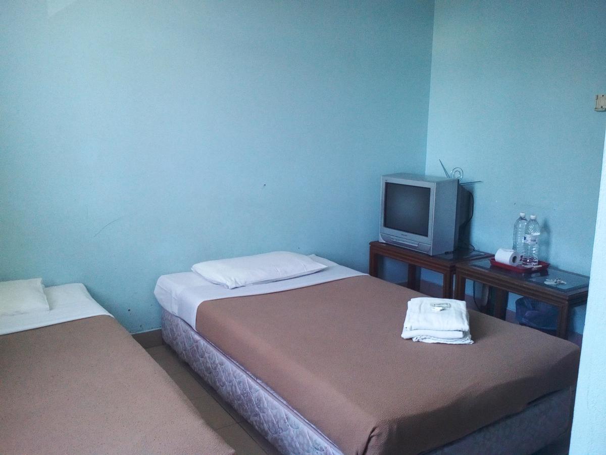 Century Hotel Inanam Кота-Кинабалу Экстерьер фото